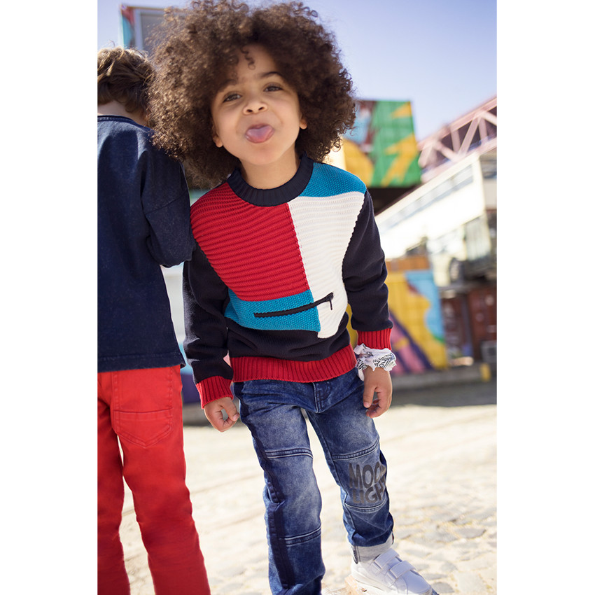 Pull en tricot avec contrastes et zip sur le devant 