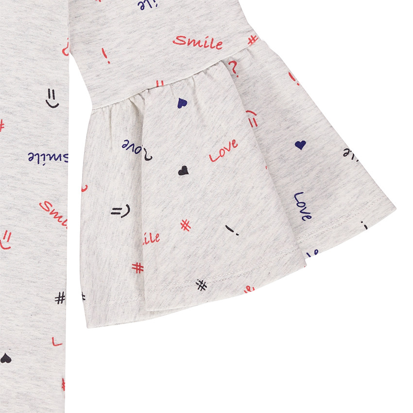 Robe en molleton avec manches volantées et mot printé 