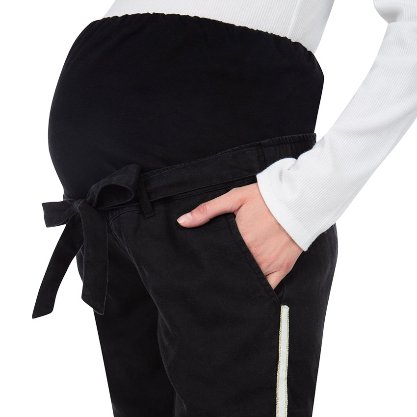 Pantalon de grossesse style chino 7/8 avec bandes contrastées 