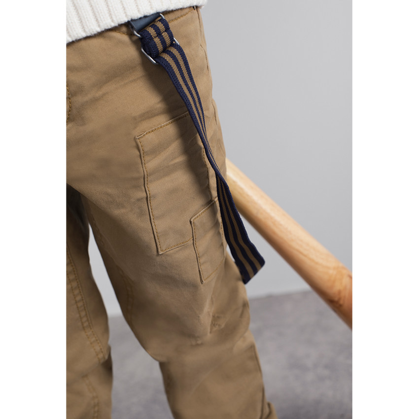 Pantalon en coton surteint effet crinkle avec bretelles rayées amovibles 