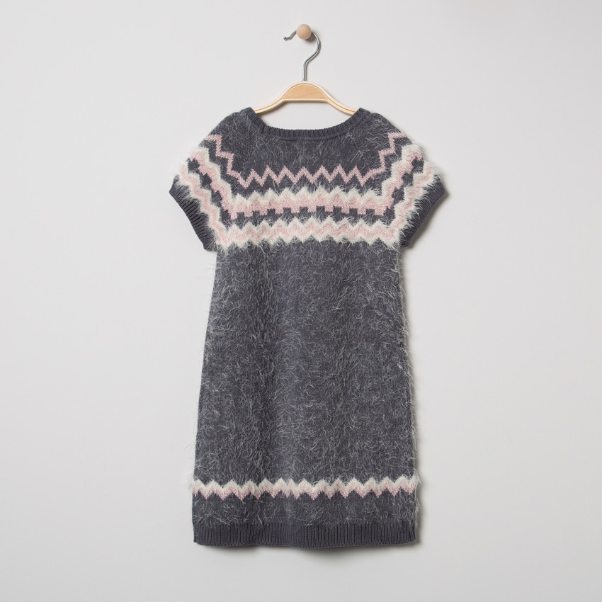 Robe manches courtes en tricot effet poil à motif graphique jacquard 