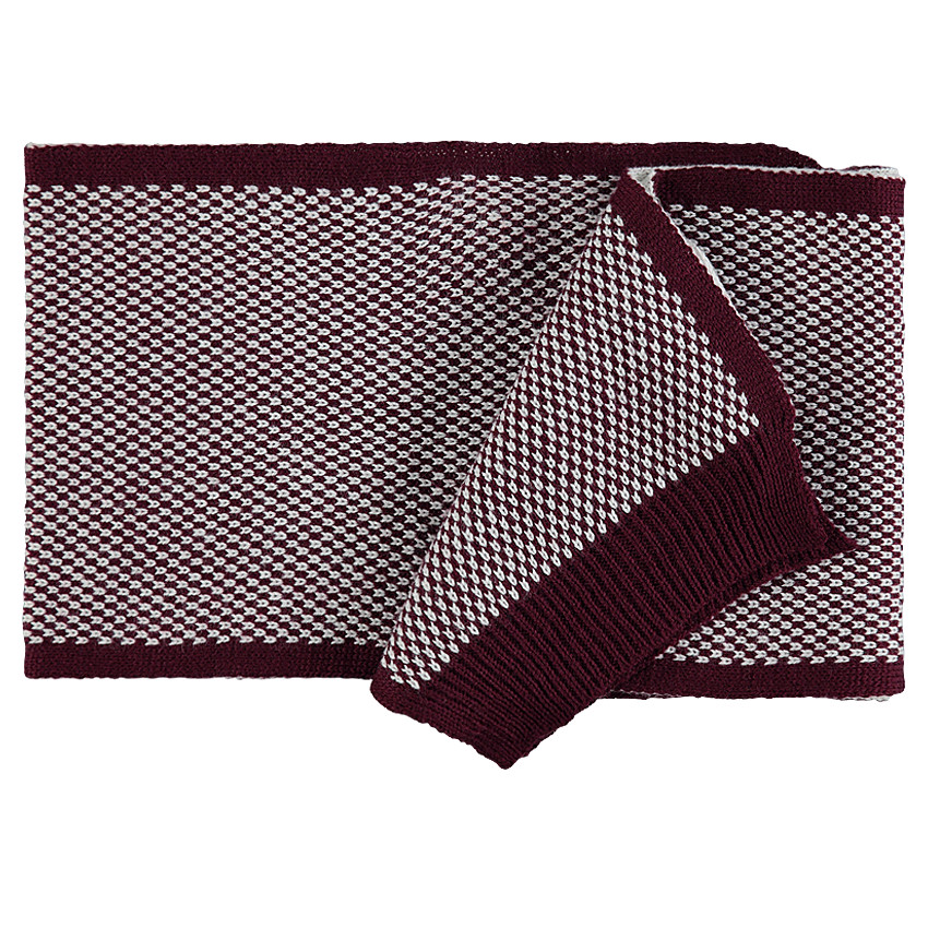 Ensemble bonnet et écharpe en tricot motif jacquard 