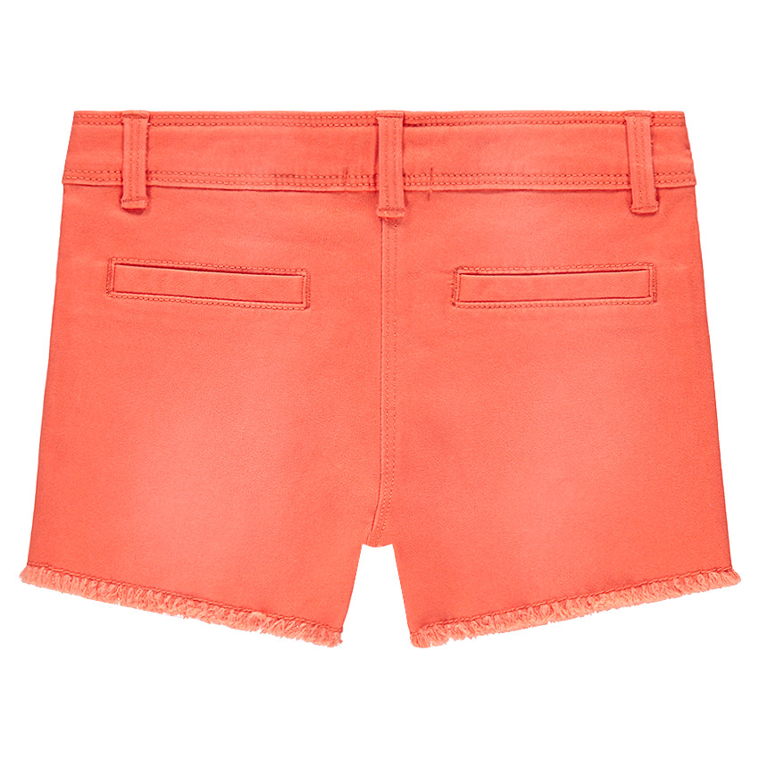 Short effet used avec fleurs brodées et finition frangée 