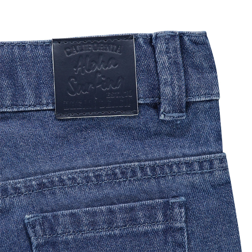 Short en jeans effet tie and dye avec effet tâches de peinture 