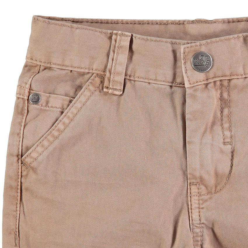 Pantalon en coton surteint avec larges poches à rabat 