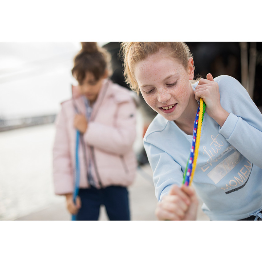 Junior - Sweat en molleton uni avec message printé et sequins 