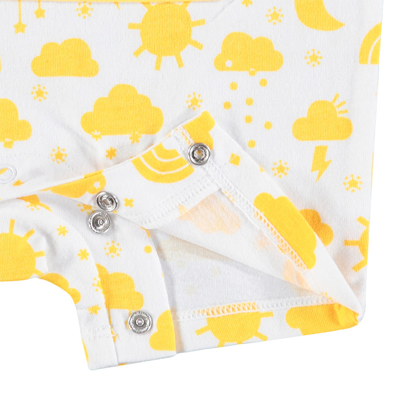 Combinaison courte en coton avec nuages et soleils printés 