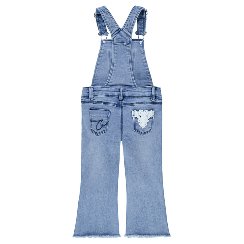 Salopette courte en jeans avec empiècements en dentelle 