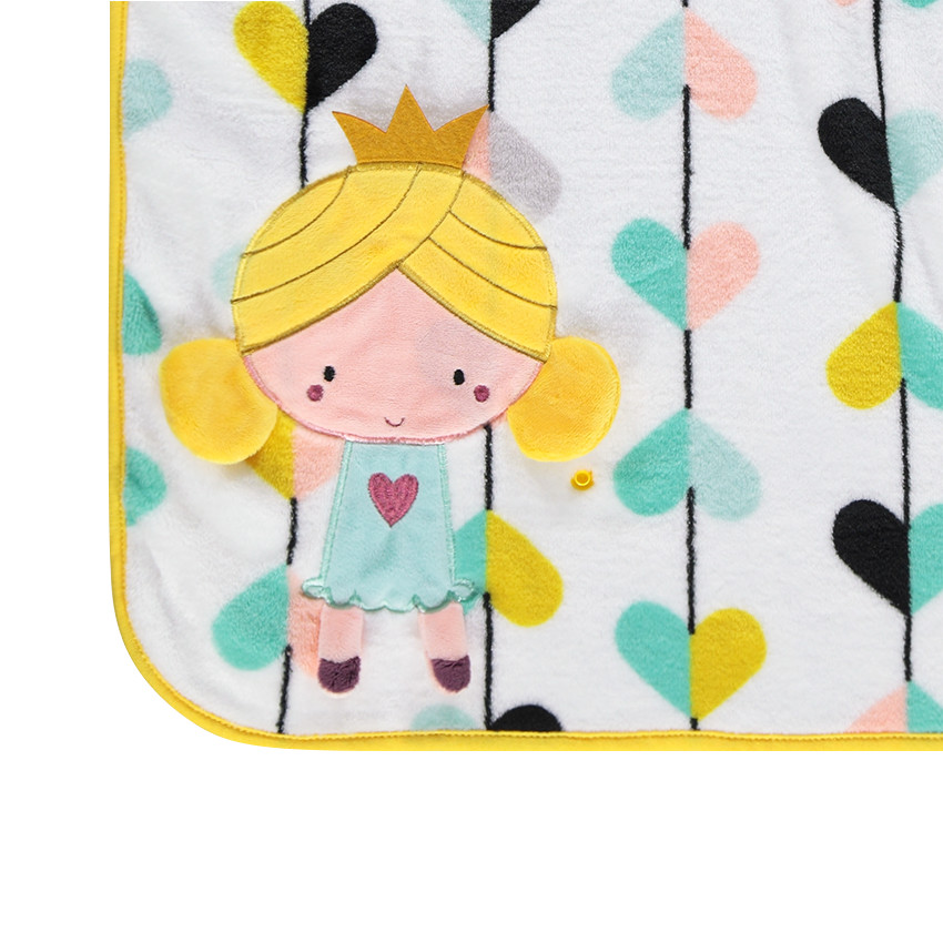 Couverture en sherpa imprimé coeurs avec princesse 