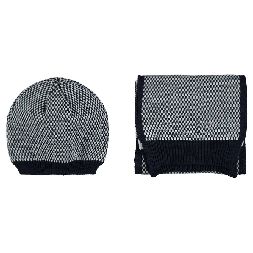 Ensemble bonnet et écharpe en tricot motif jacquard 