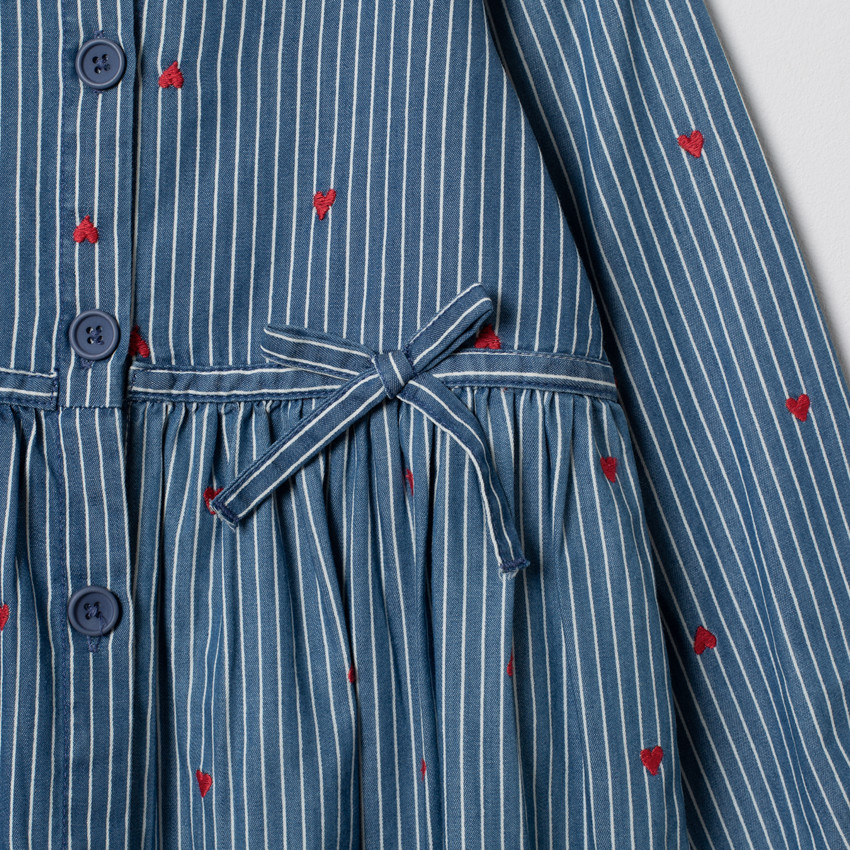 Robe manches longues en chambray à rayures et coeurs 