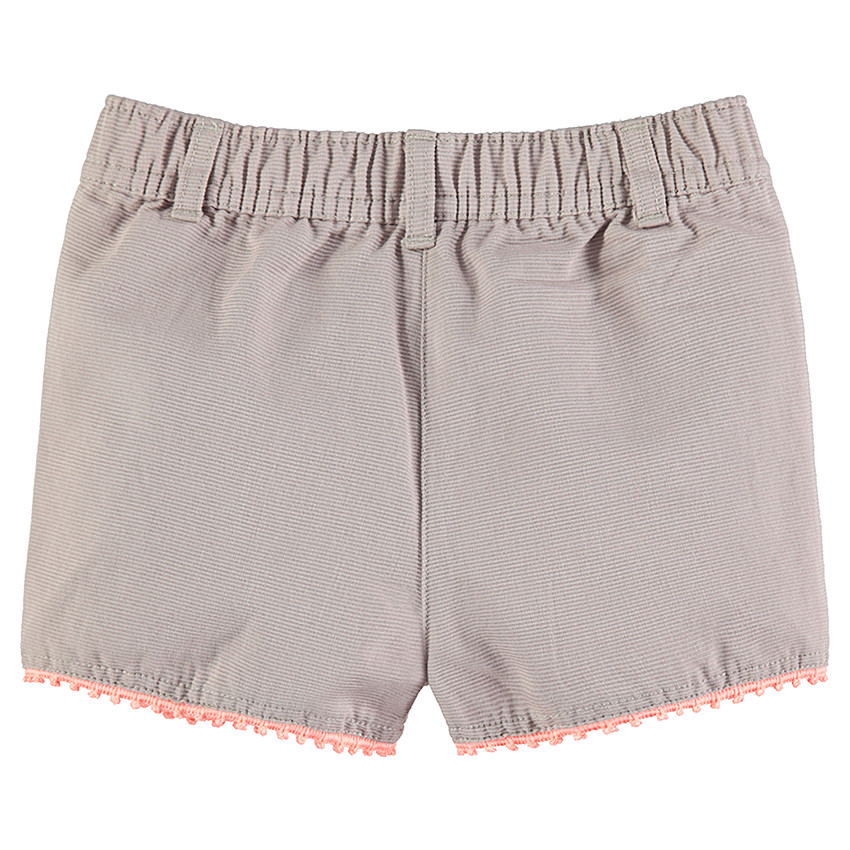 Short en maille fantaisie avec galons à pompons et noeud 