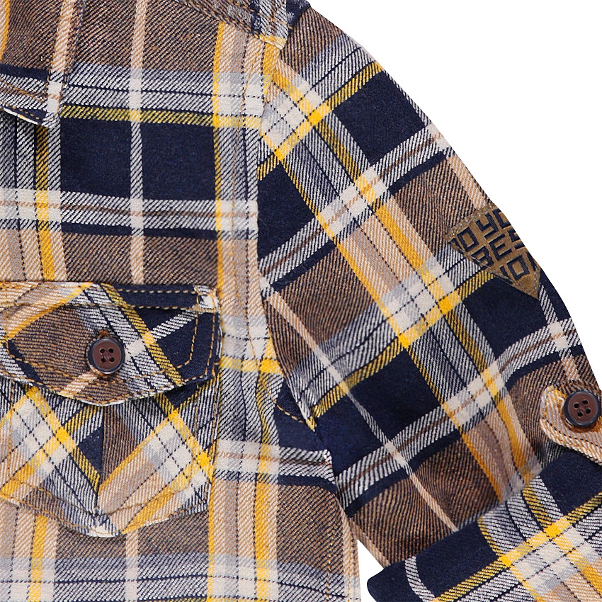 Chemise à carreaux avec manches rétractables 