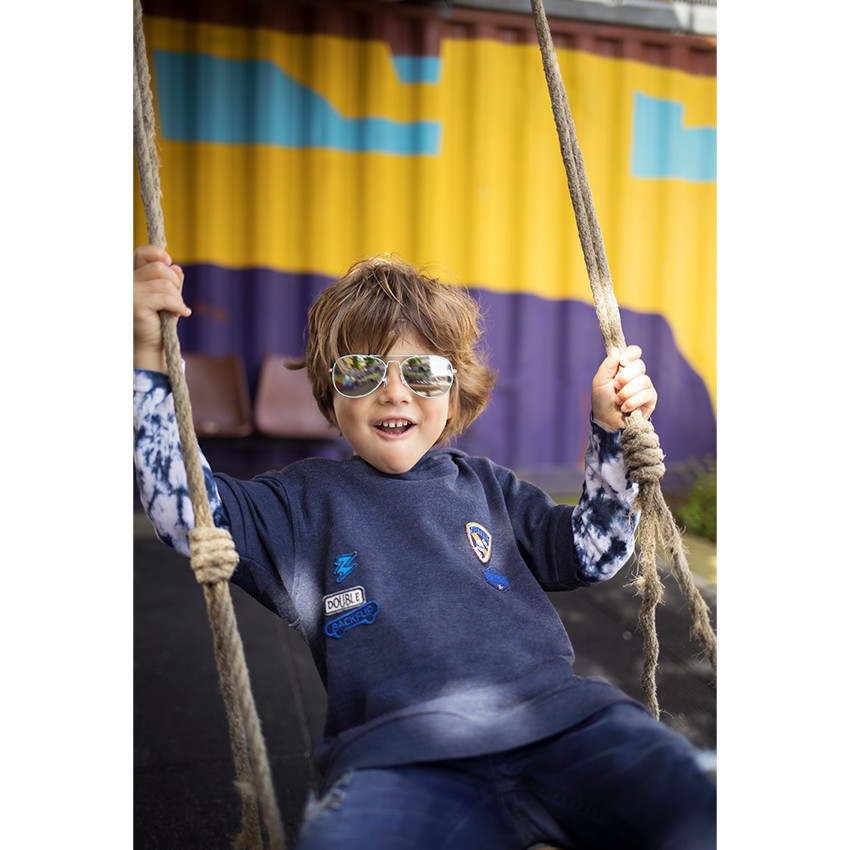Sweat à capuche en molleton manches courtes avec badges patchés 