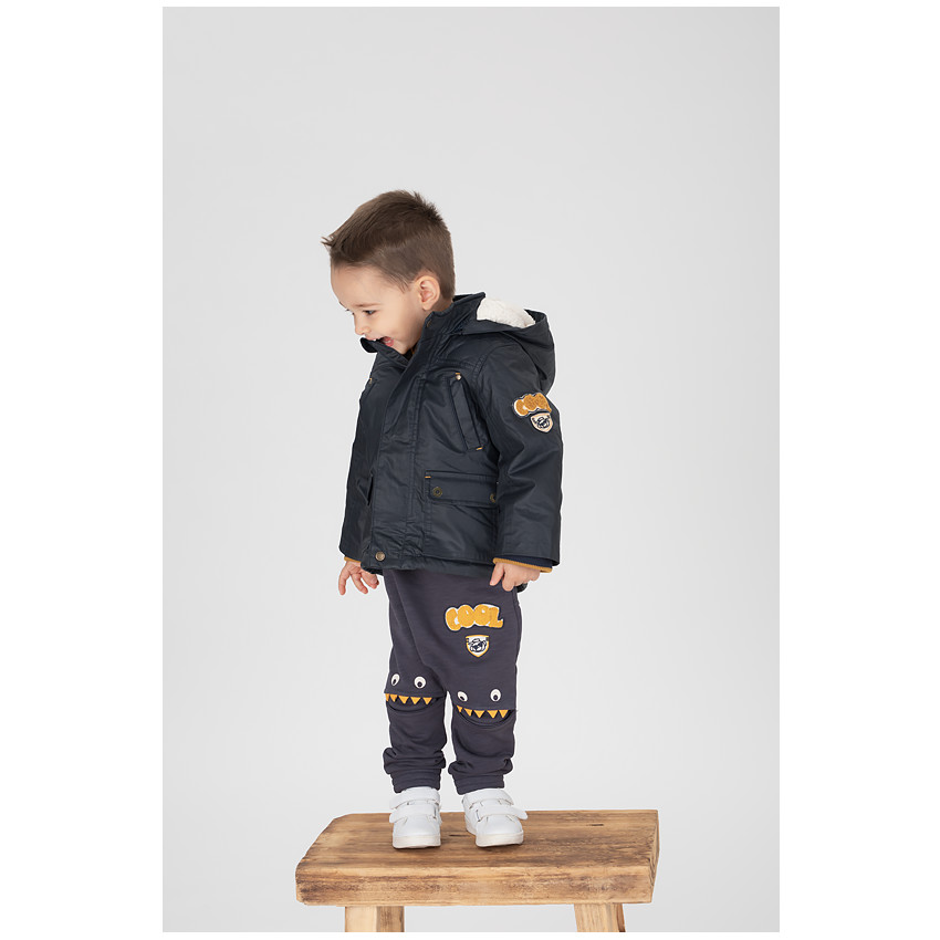 Parka enduite avec doublure en sherpa et poches 