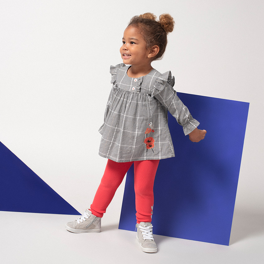 Legging rouge à coeurs printés 