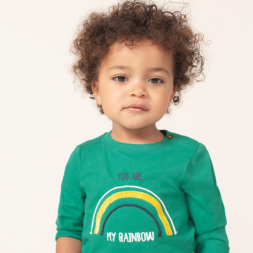 Tee-shirt manches longues en jersey avec arc-en-ciel et message au dos 