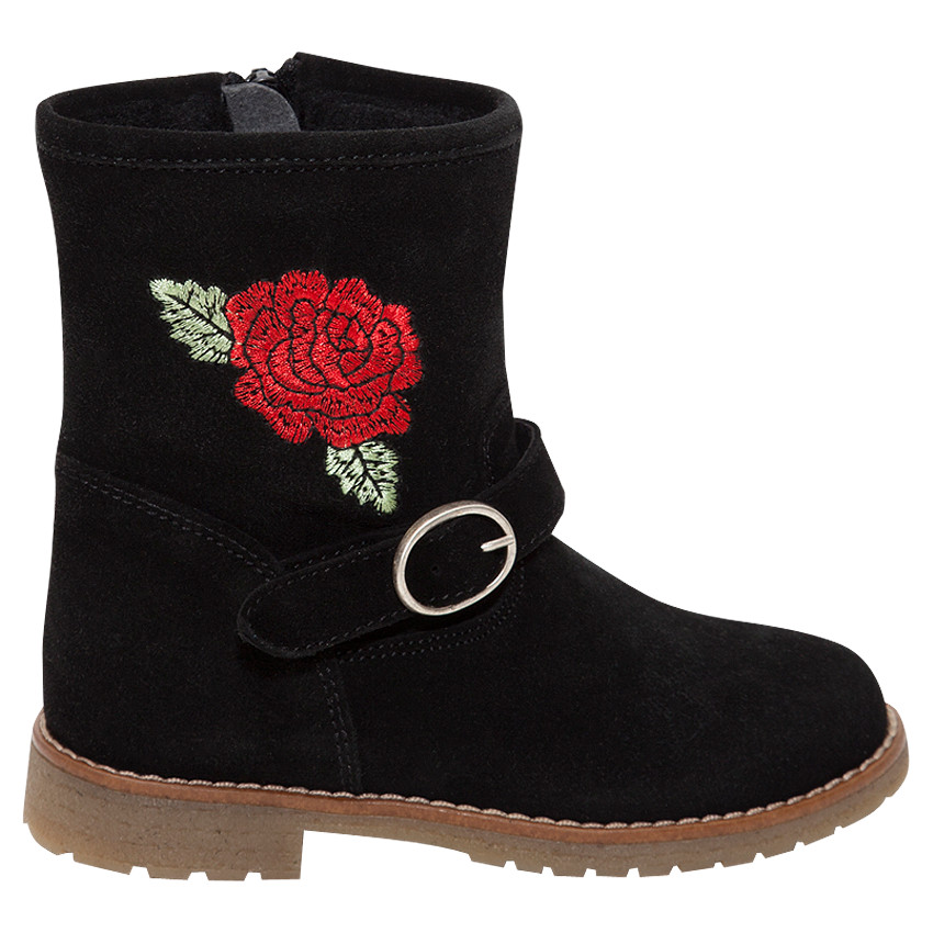 Bottines noire en suédine avec rose brodée du 28 au 35 