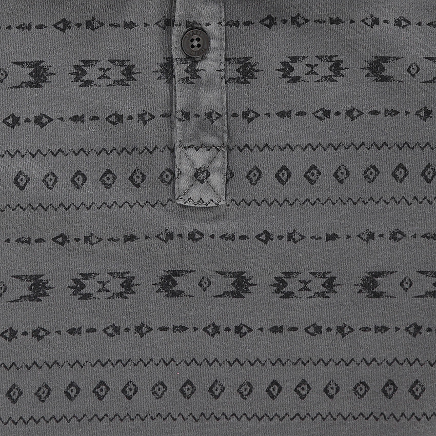 Polo manches longues en jersey surteint avec motifs ethniques 