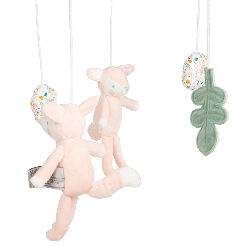 Mobile à pompons avec suspensions peluches 