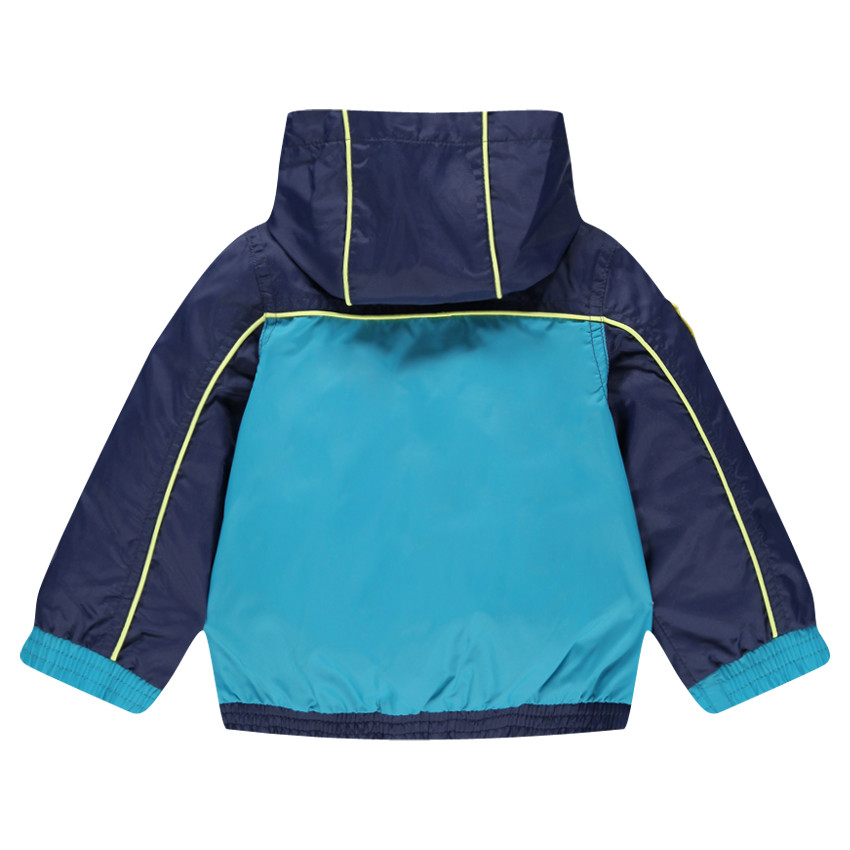 Coupe vent à capuche avec patch et poches  