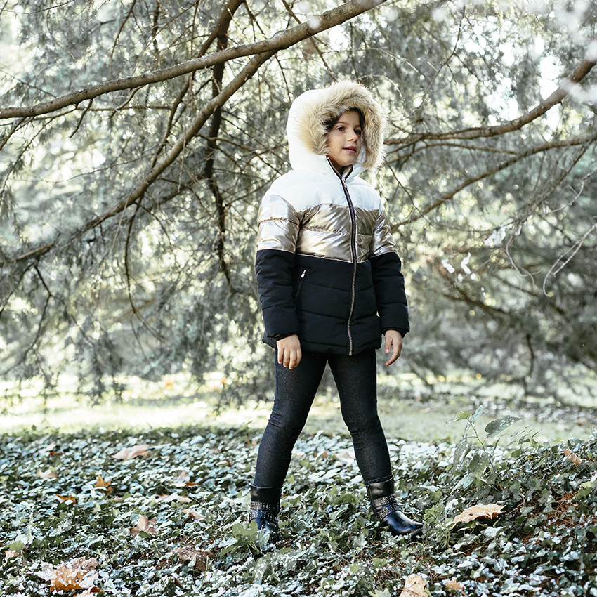 Doudoune à capuche doublée sherpa à bande effet métallisé 