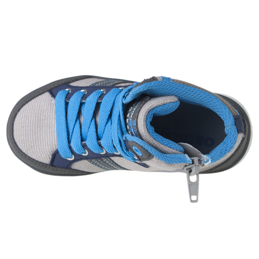 Bottillons à lacets et zip 