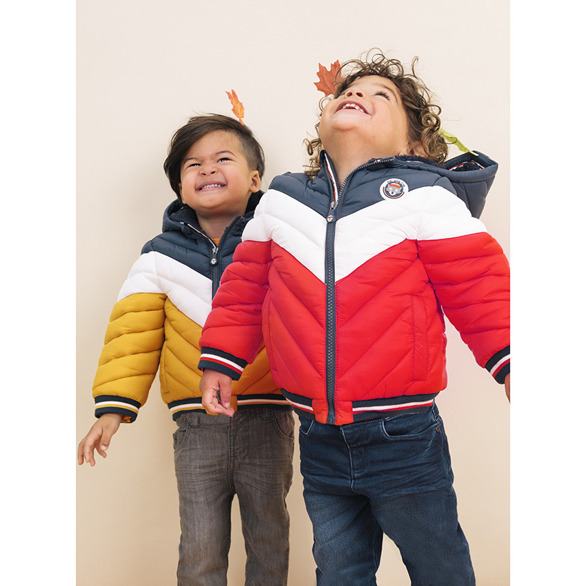 Doudoune matelassée tricolore à  capuche 