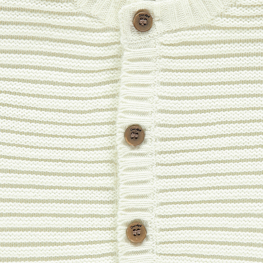 Gilet en tricot bio à jeu de mailles 