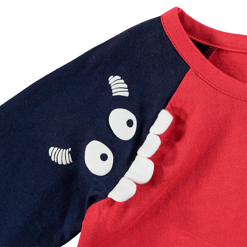 Tee-shirt manches longues bicolore avec monstre printé et dents en relief 