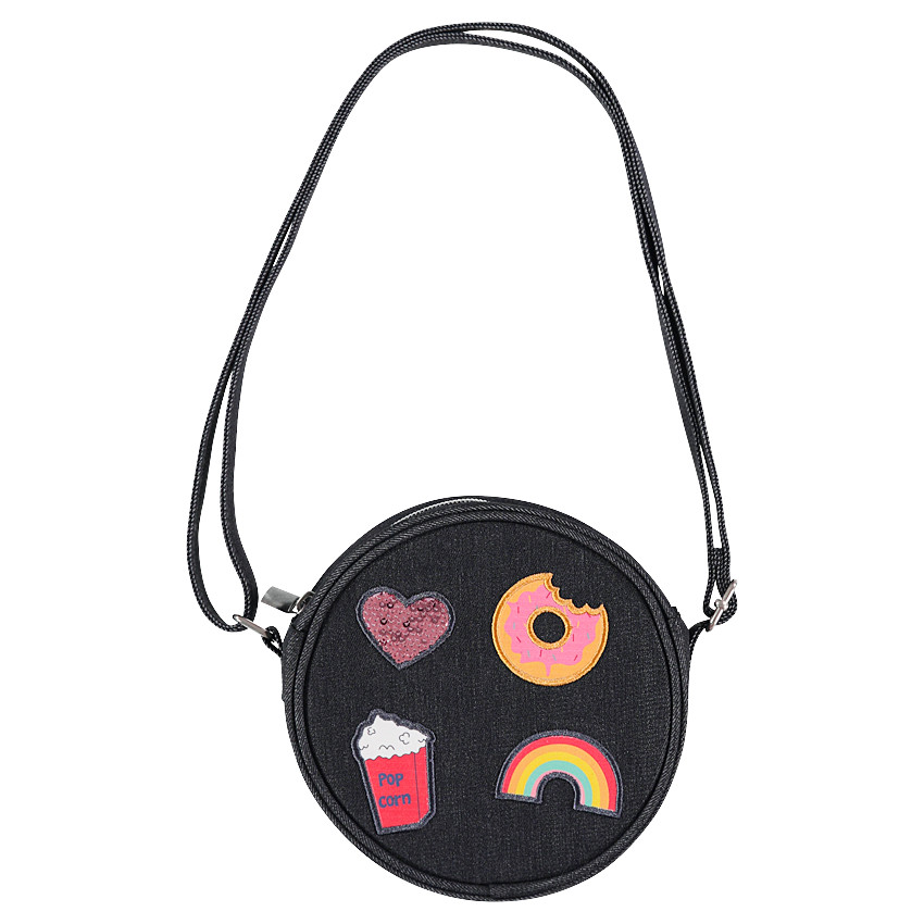 Sac bandoulière rond effet jeans avec badges fantaisie 