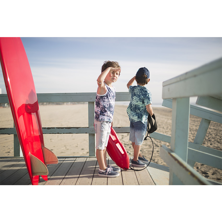 Short en jeans effet tie and dye avec effet tâches de peinture 