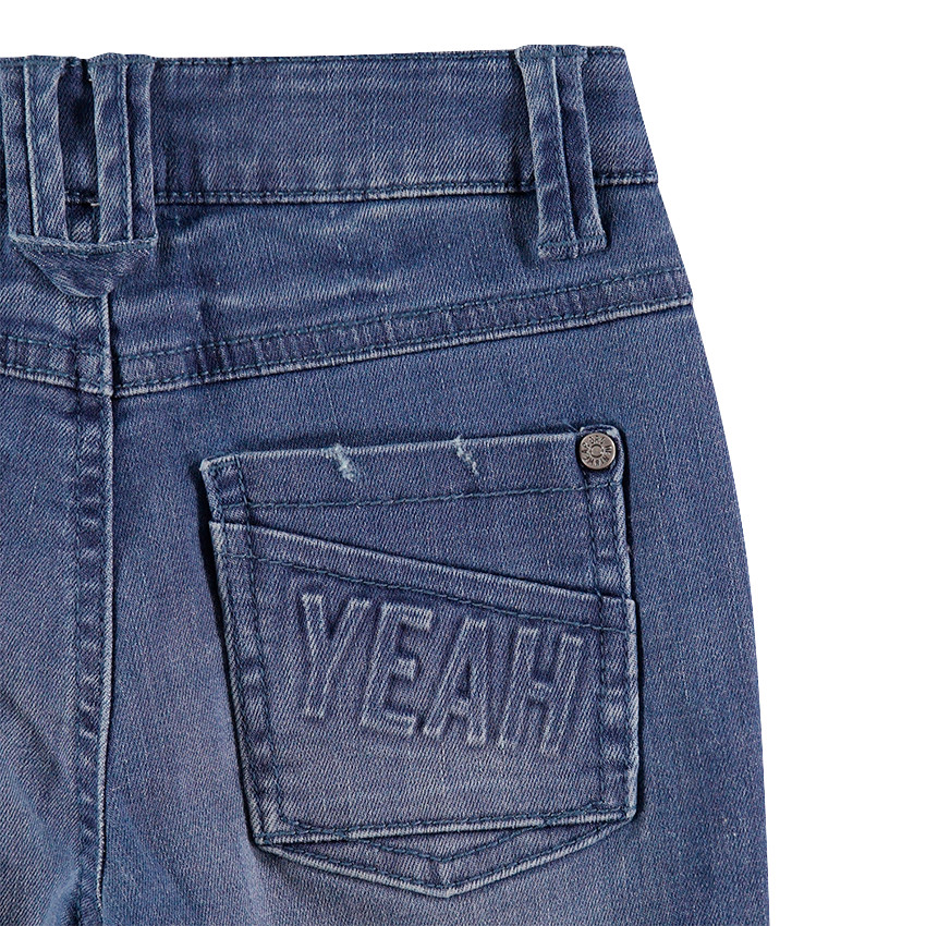 Jeans effet used doublé jersey avec effet de taches de peinture 