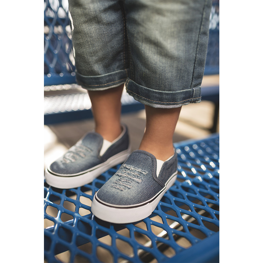 Baskets basses en toile effet used du 24 au 27 