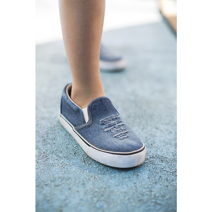 Baskets basses en toile effet used du 24 au 27 