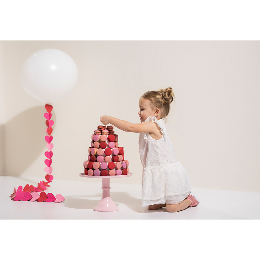 Robe de cérémonie blanche en dentelle avec manches volantées 