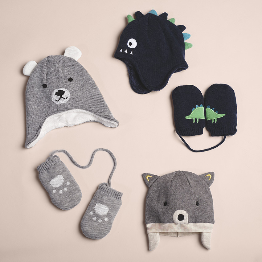 Ensemble fantaisie bonnet et moufles en tricot doublés 