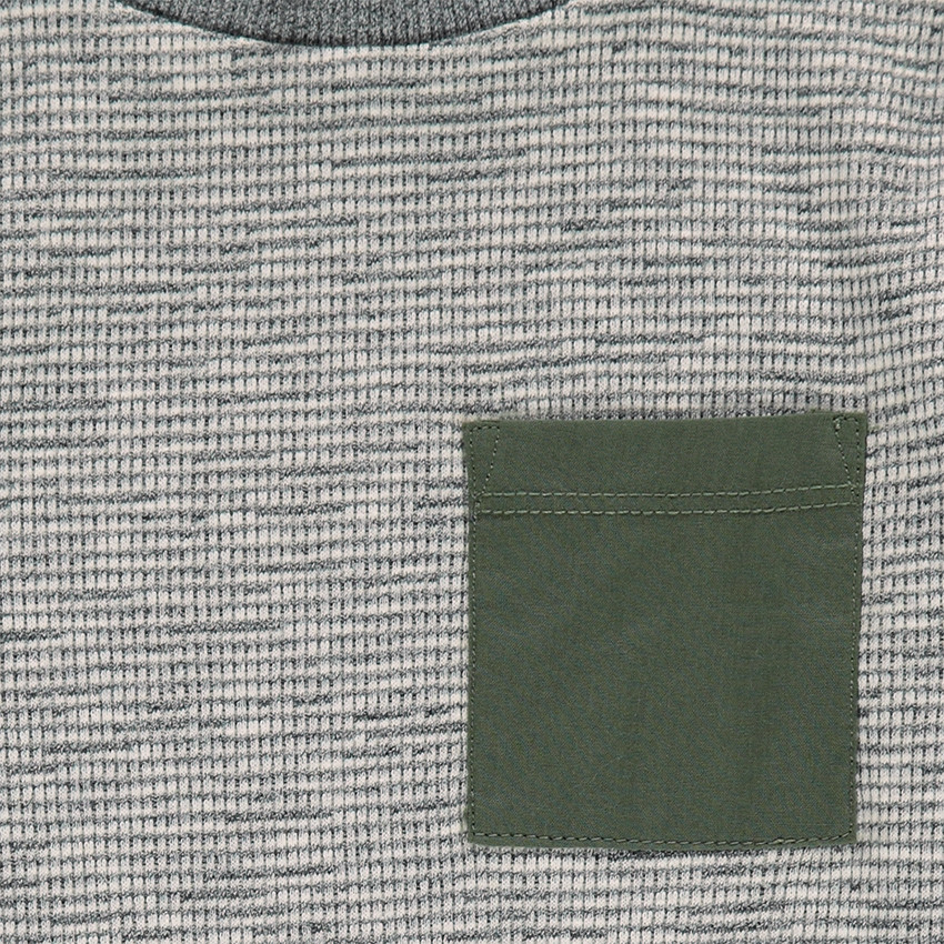 Tee-shirt manches longues avec poche kaki 