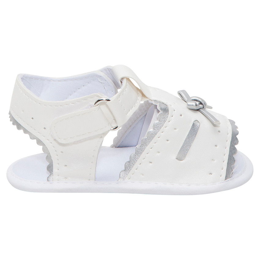 Nu-pieds avec détails argentés 