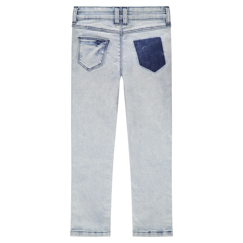 Jeans effet used et crinkle avec noeuds brodés 