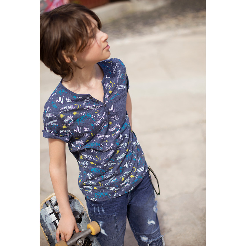 Tee-shirt manches courtes en jersey avec imprimé all-over et col tunisien 