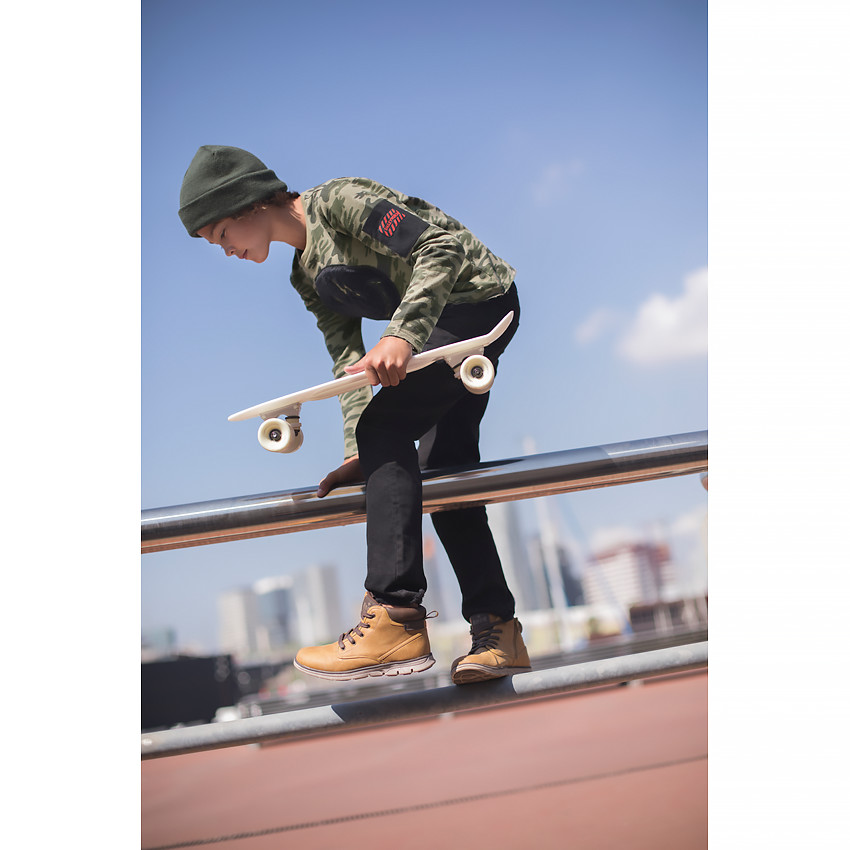 Junior - Jeans effet used coupe slim avec ourlets décousus 