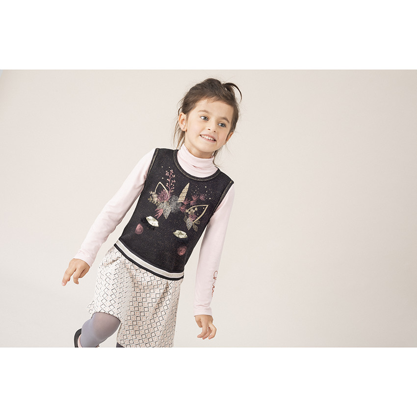 Sous-pull uni à col roulé avec inscription printée sur la manche gauche 