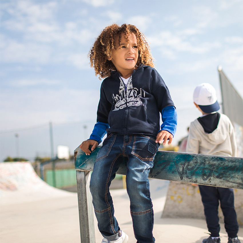 Gilet à capuche en molleton zippé avec print effet crinkle 