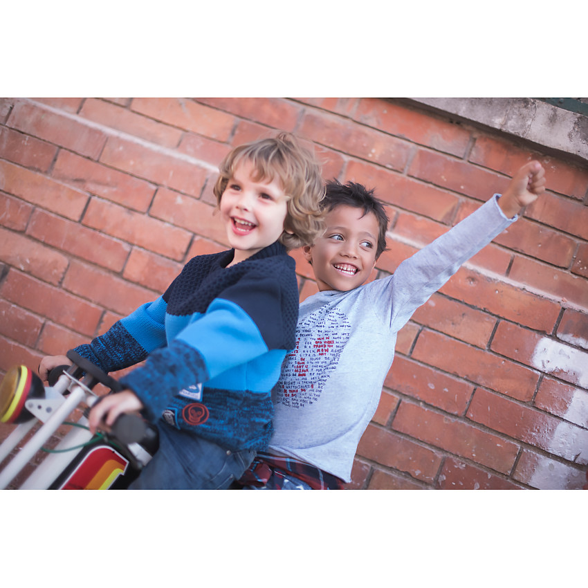 Pull en tricot à bandes contrastées et badges patchés 