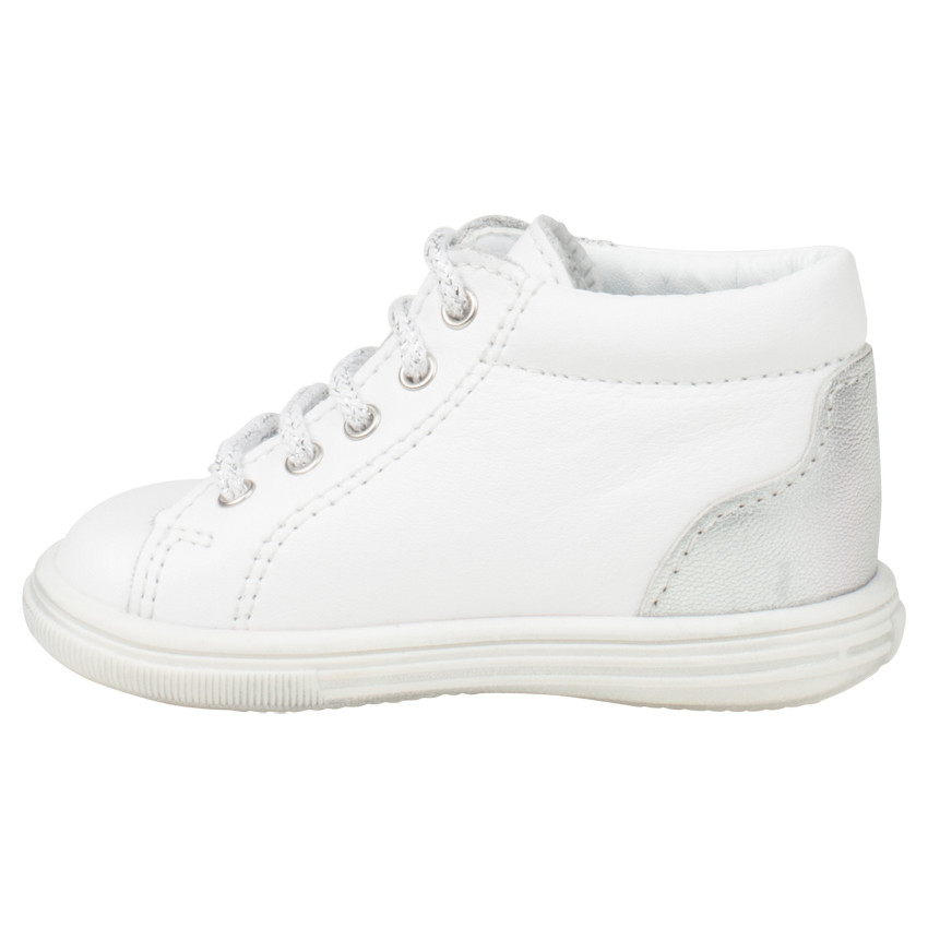 Bottillons en cuir à lacets avec patch fleur 