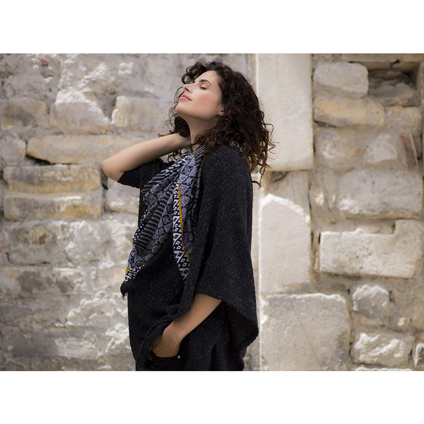Pull poncho en maille mélangée 
