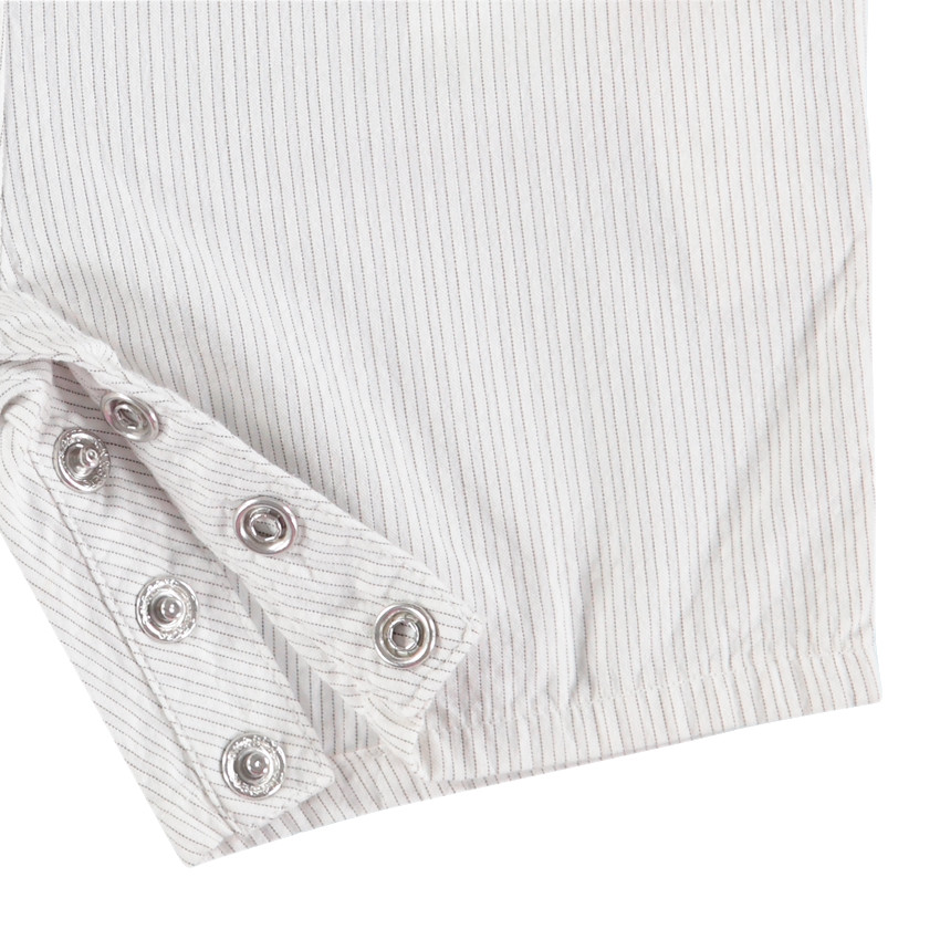 Salopette courte à fines rayures verticales en coton à poches 