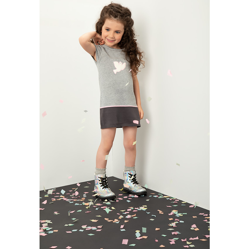 Robe manche courtes en tricot avec oiseau patché sur le devant 