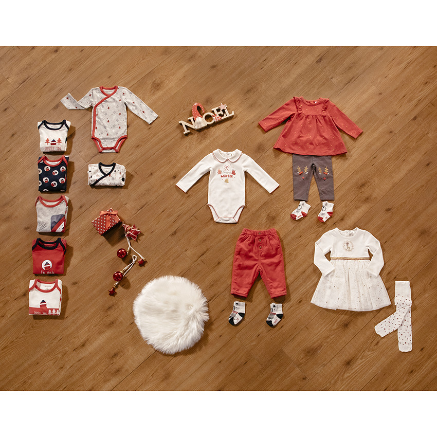 Tunique manches longues à étoiles dorées all-over 